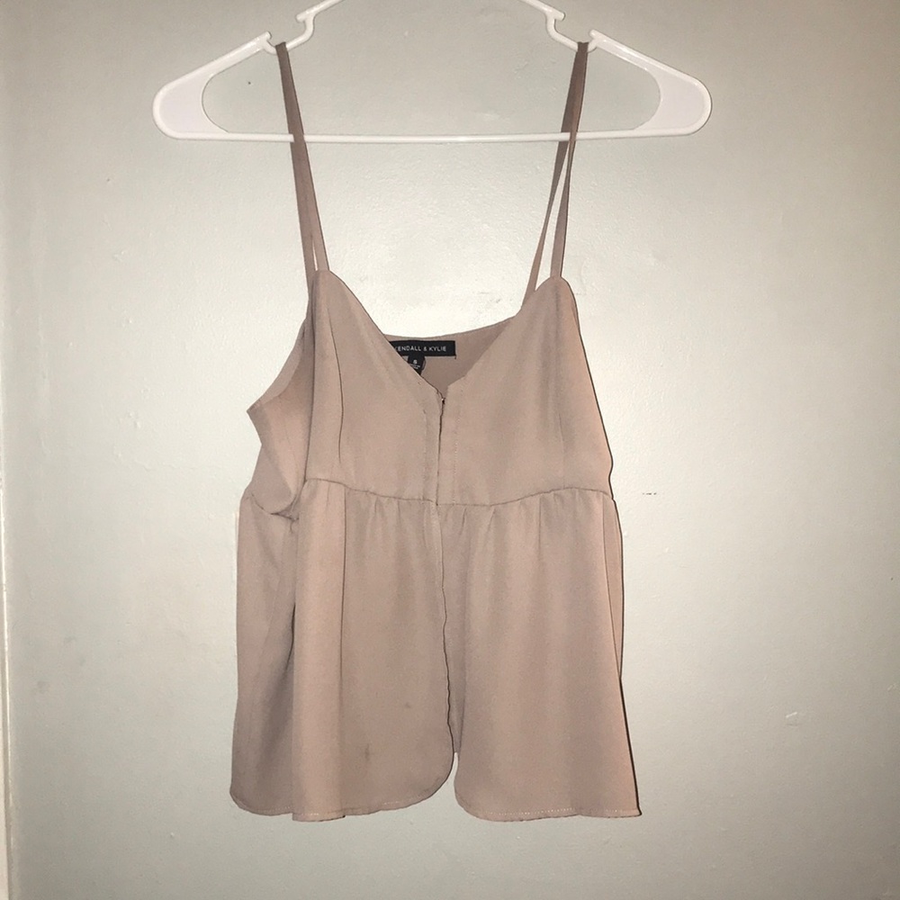 Kendall and Kylie tank